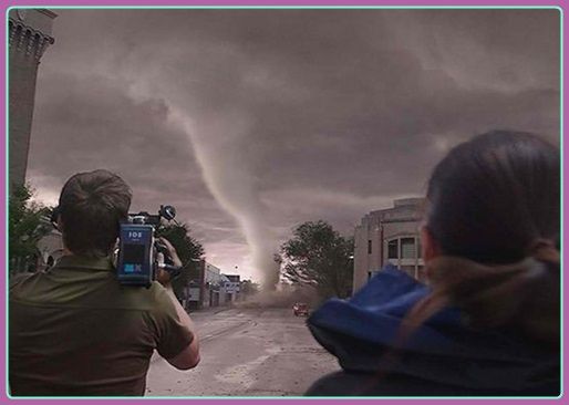 into-the-storm-trailer