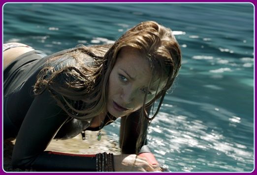 the-shallows-movie-review-005.jpg