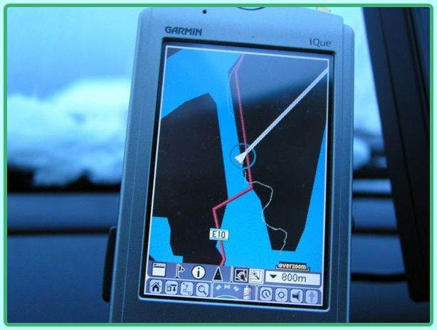 anti-distraction-driving-001.jpg
