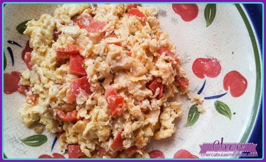 scrambled-eggs-cheese