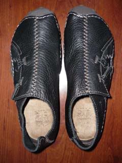 Chuyên Giầy Dép, Balo Túi Xách, Quần Áo chính hãng Nike, Adidas, Puma, Prada, Clarks. - 1