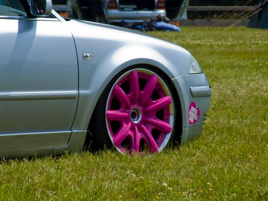 Re hew pink wheels