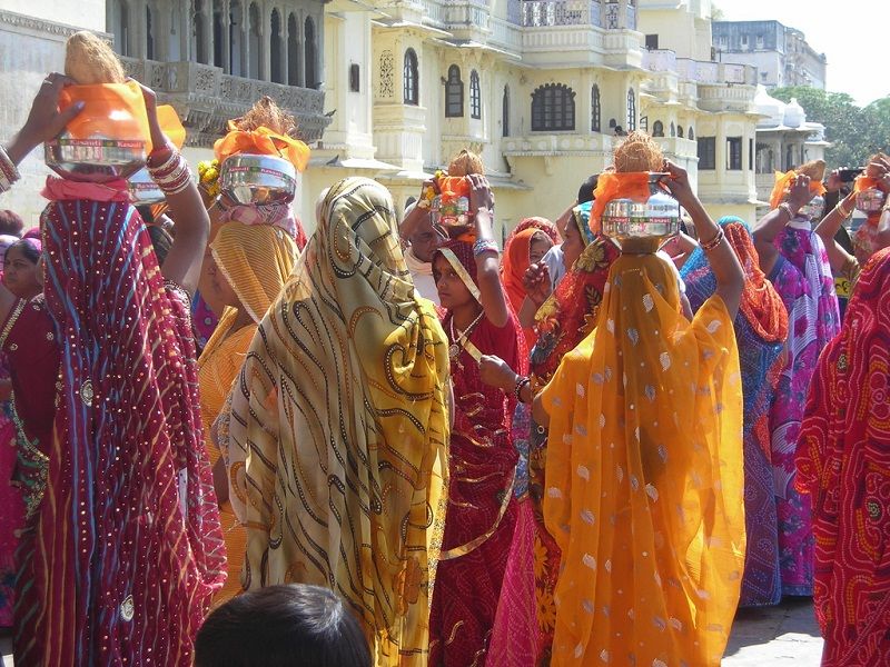 Join Filmi Tarka Group for Lovely Mails....!!!!!