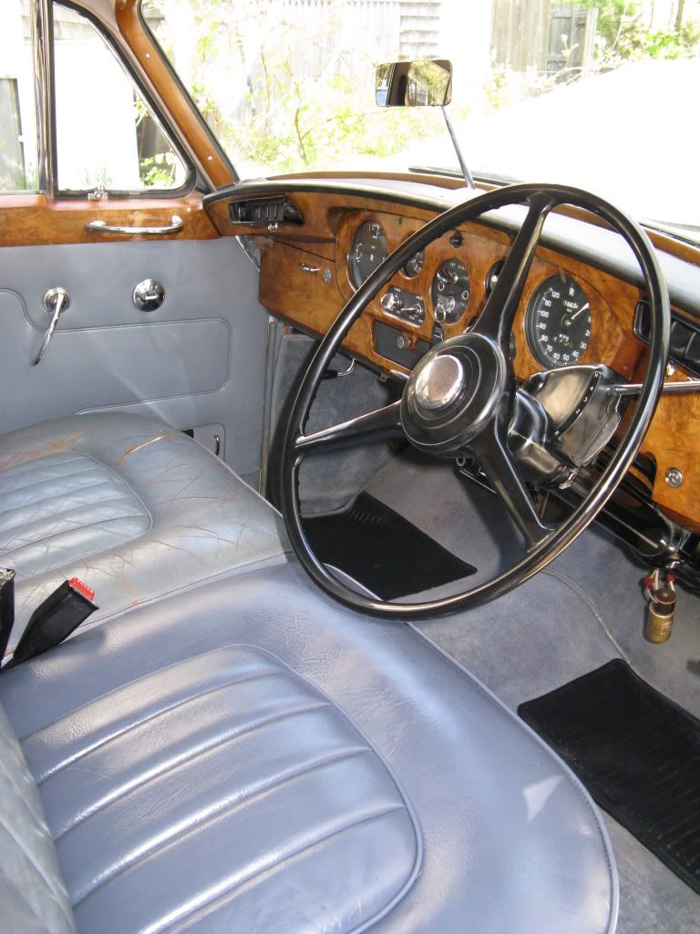 Car025.jpg