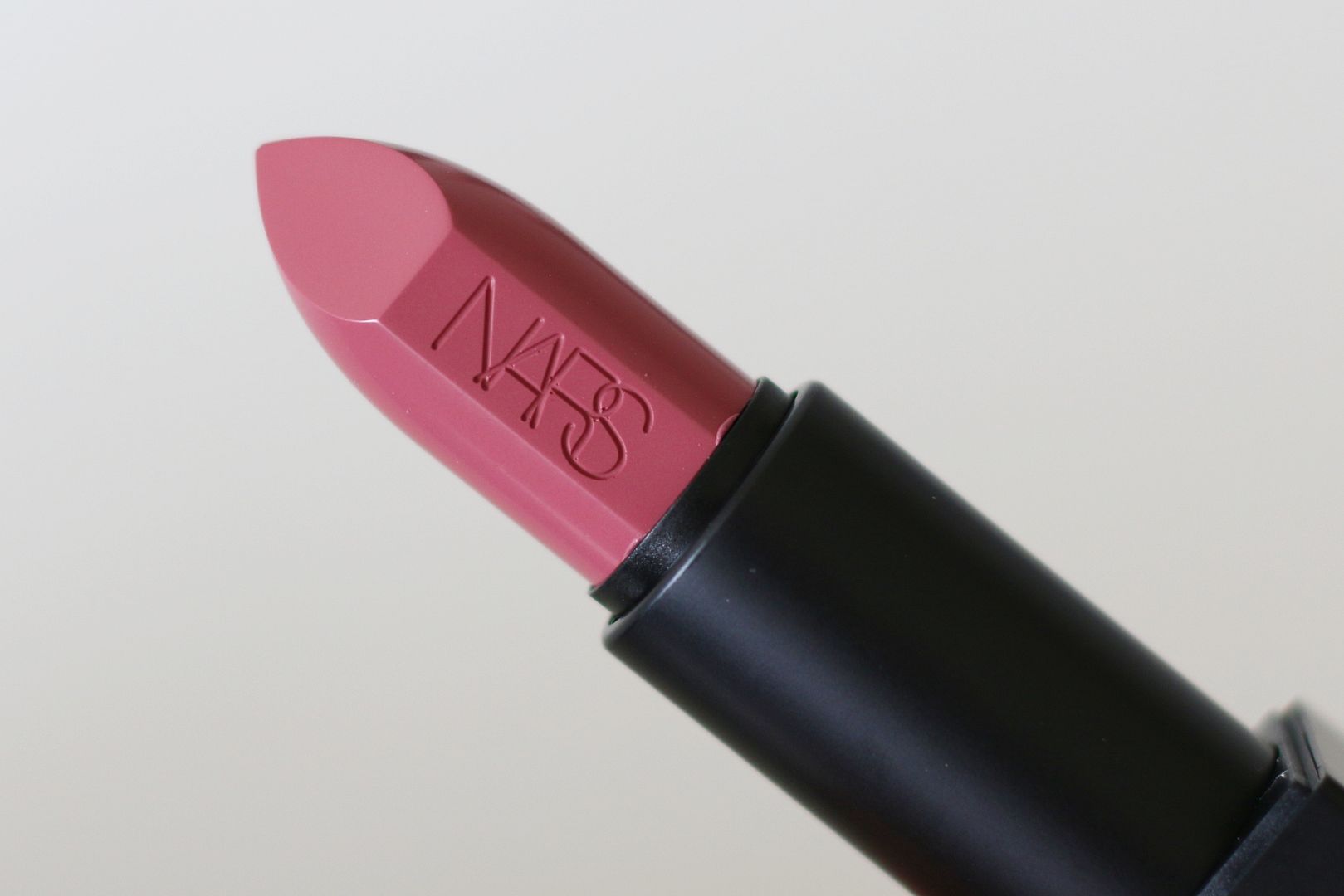 NARS Audacious Anna