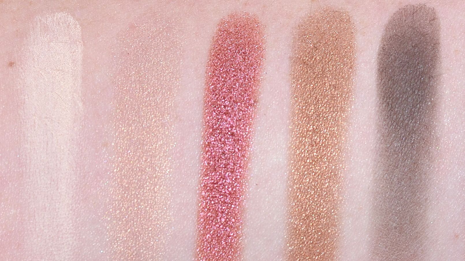 Zoeva Cocoa Blend Eyeshadow Palette swatches