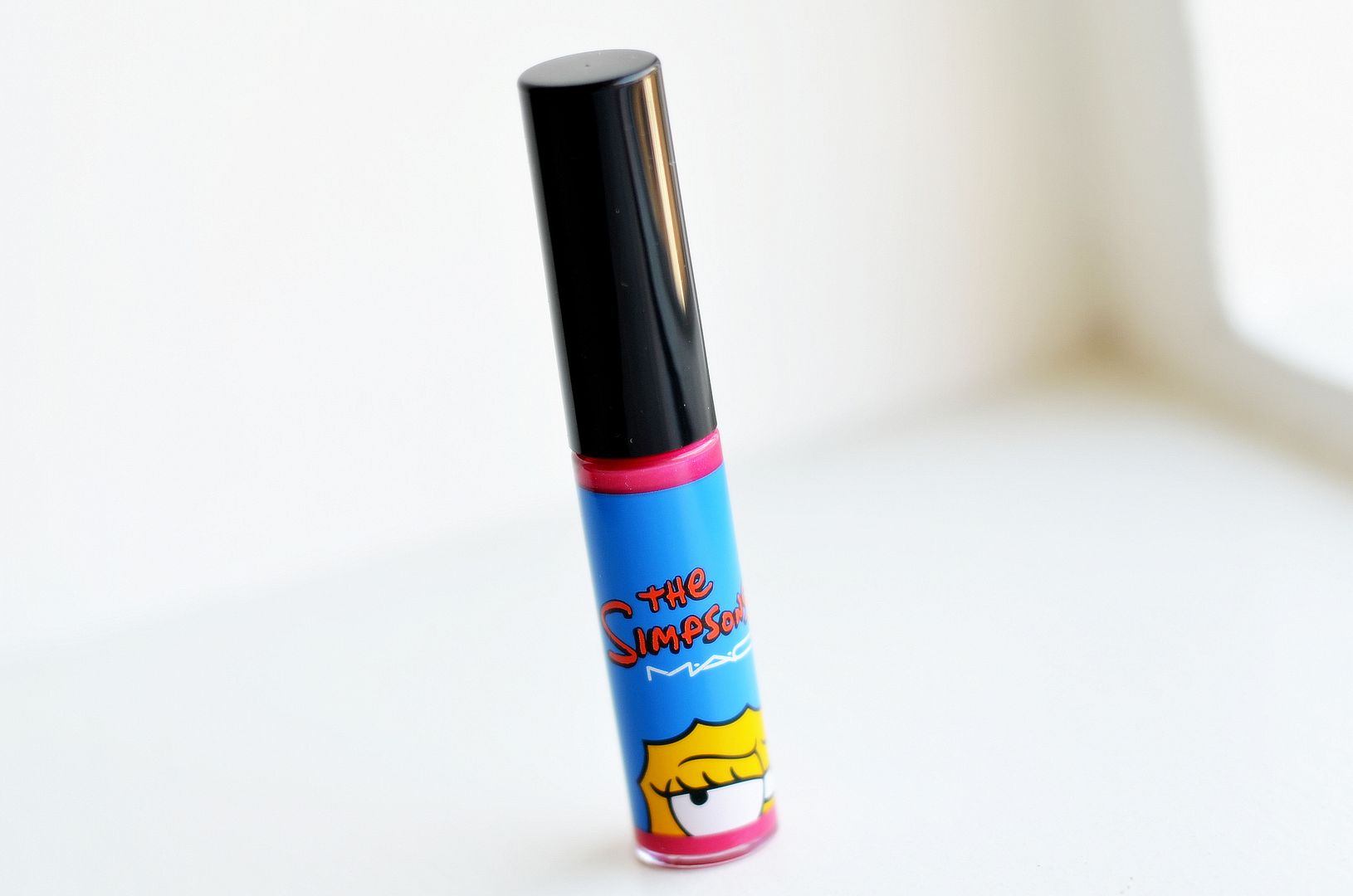 MAC The Simpsons Collection: Red Blazer MAC Red Blazer