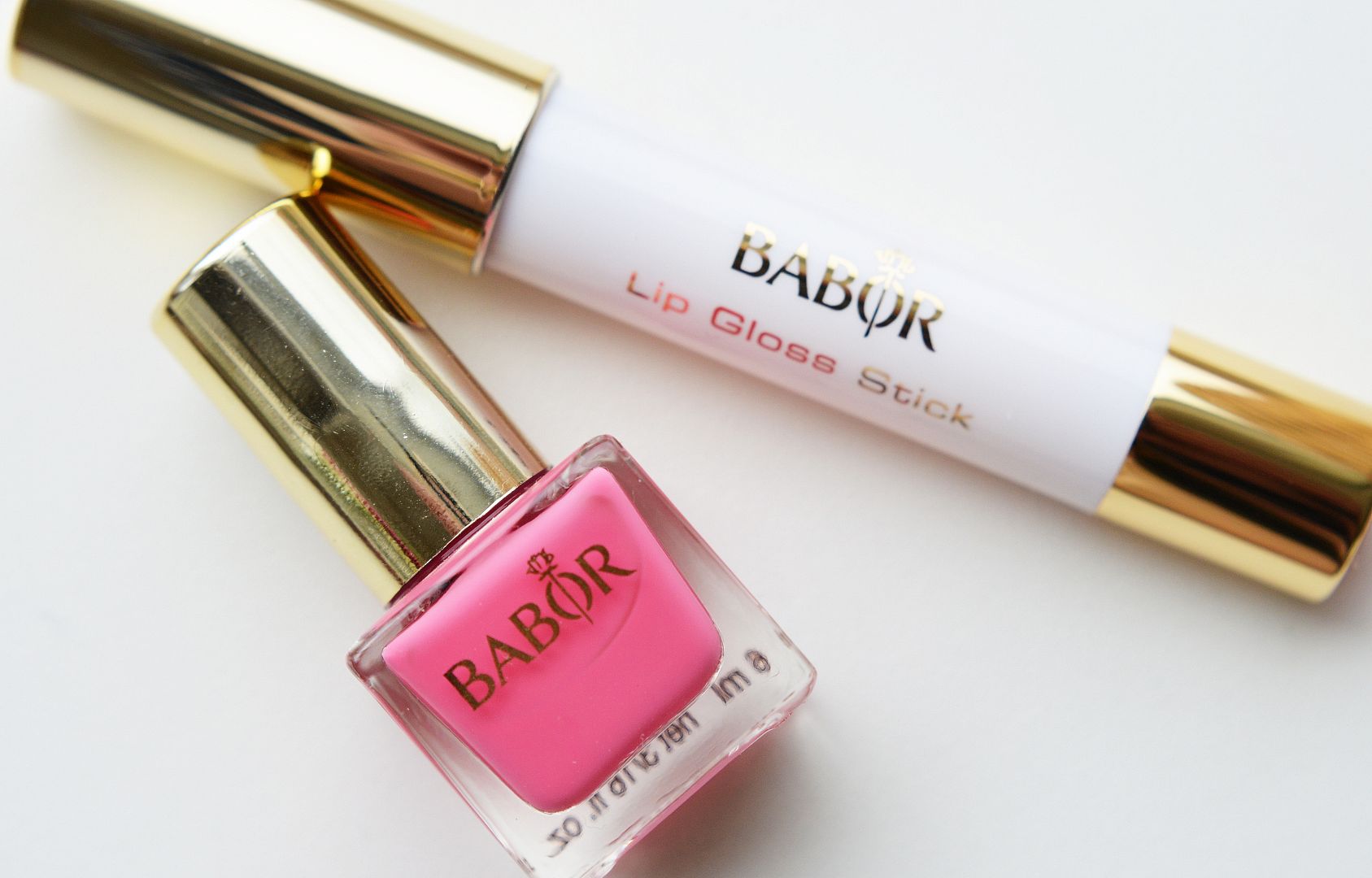 Babor Lip Gloss Stick 02 Sea Anemone en Babor Ultra Performance Nail Colour 34 Oh Là Là!