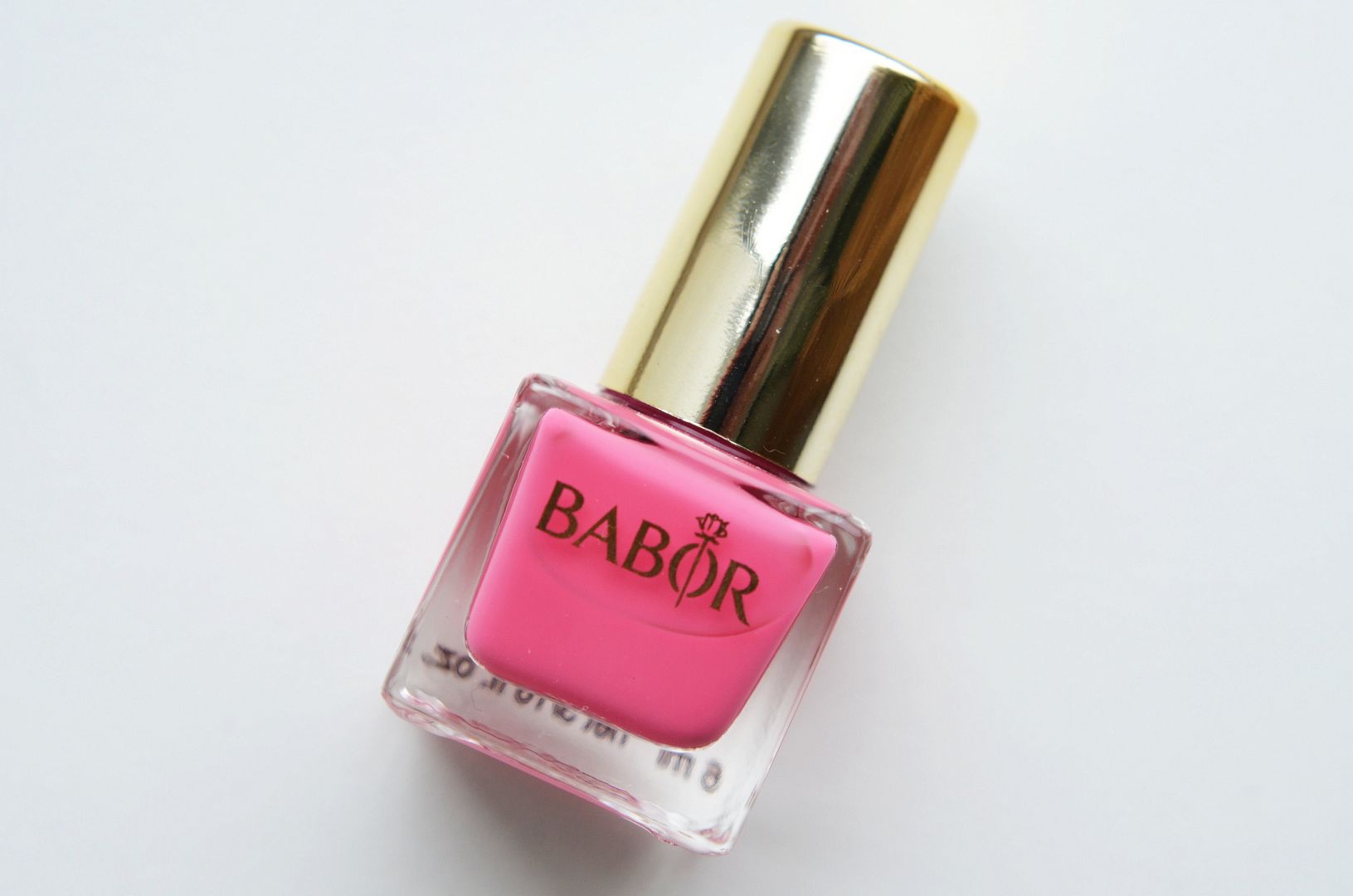 Babor Lip Gloss Stick 02 Sea Anemone en Babor Ultra Performance Nail Colour 34 Oh Là Là!