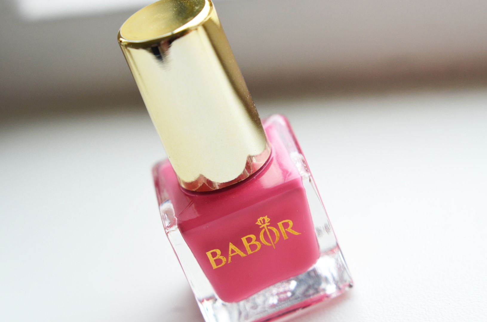 Babor Lip Gloss Stick 02 Sea Anemone en Babor Ultra Performance Nail Colour 34 Oh Là Là!