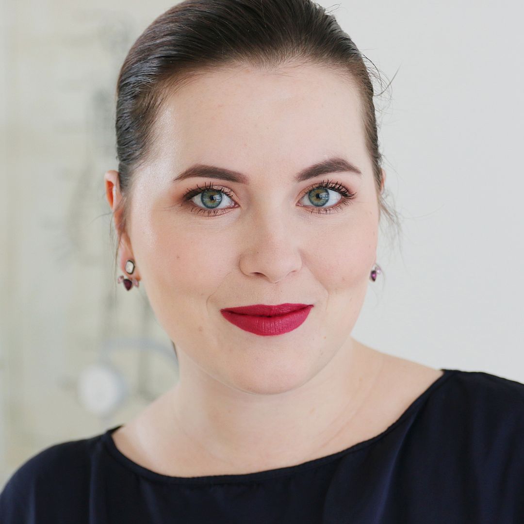 nars vera lipstick