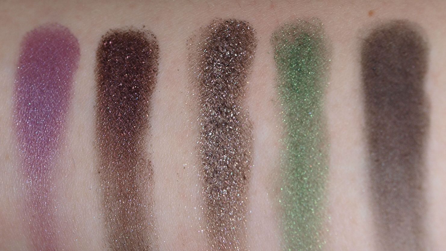 Stars Makeup Haven (SMH) Swatches: Chic, Dominatrix, Primal, Regal, Unzipped