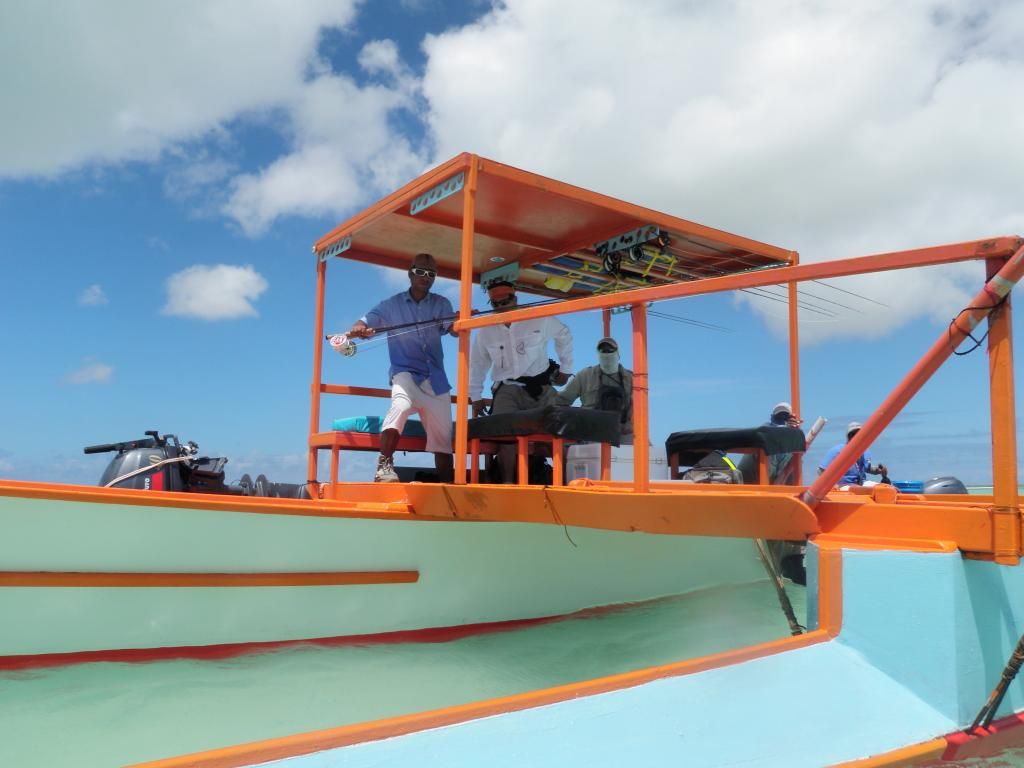 http://i567.photobucket.com/albums/ss117/livetoofish/15-boat.jpg