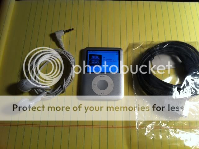 Apple iPod nano 3rd Generation Silver (4 GB) 0885909193806  